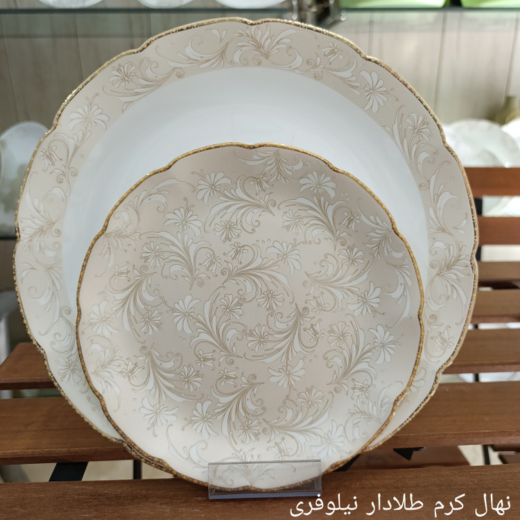 سرویس آرکوپال 26 پارچه طرح نهال کرم قالب نیلوفری برند آیرا اپال (کارخانه مقصود)